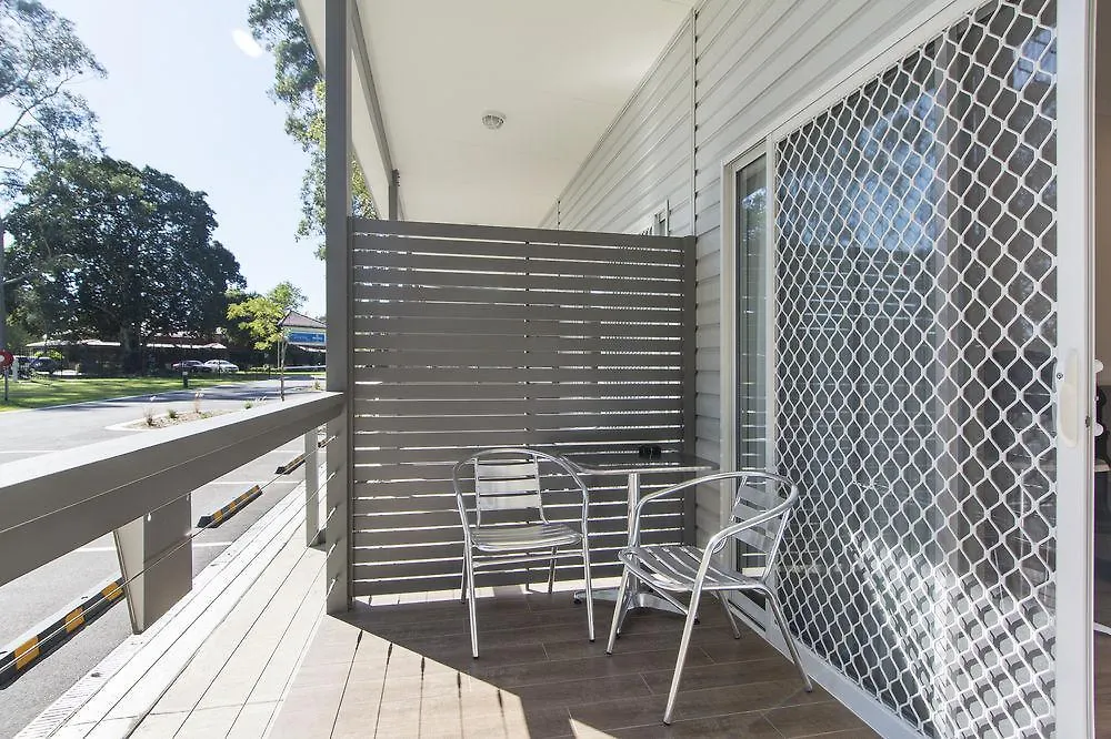 Discovery Parks - Perth Airport 4*,
